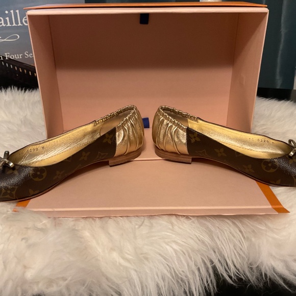 Louis Vuitton Gold/Brown Leather and Monogram Joy Ballet Flats - Picture 12 of 13
